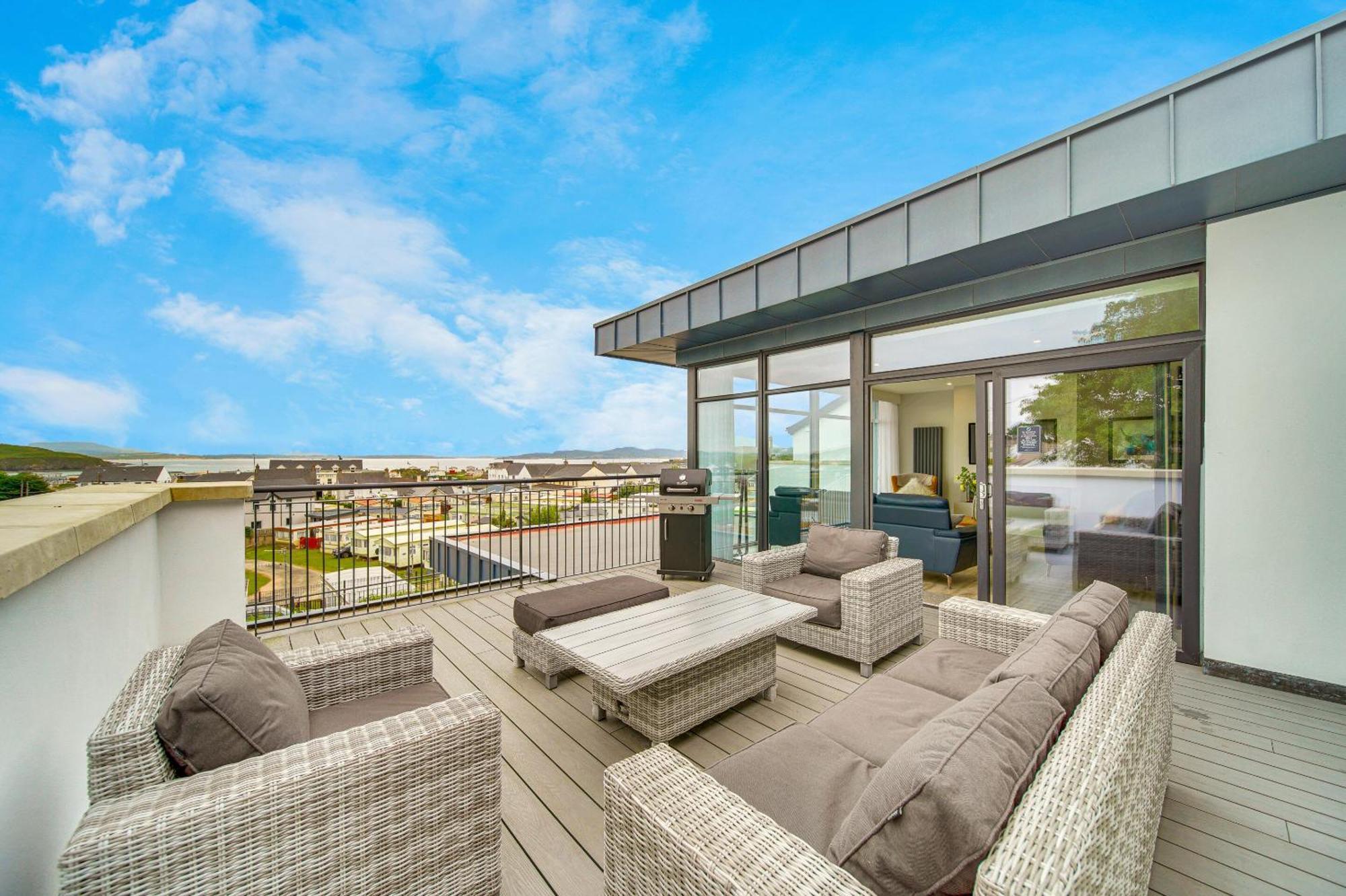 Bayview Luxury 4 Bedroom Penthouse Downings Bagian luar foto