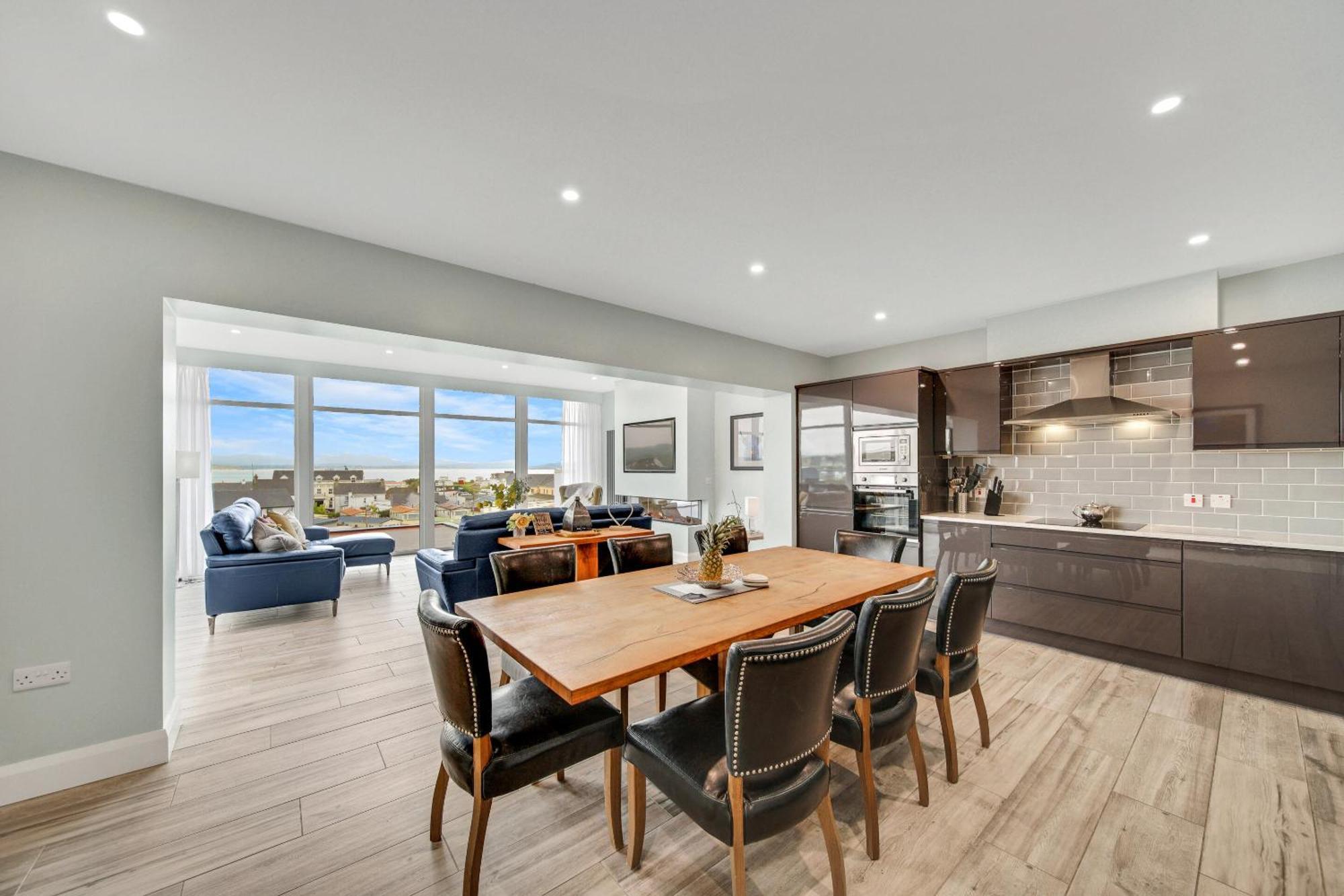 Bayview Luxury 4 Bedroom Penthouse Downings Bagian luar foto